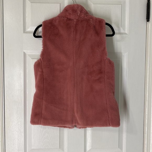 J. Crew Factory Guava Pink Faux Fur Vest - Picture 2 of 5